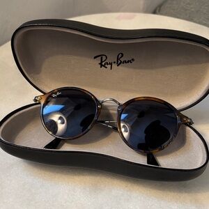Ray-Ban Tortoise Frame with Blue Lenses Sunglasses